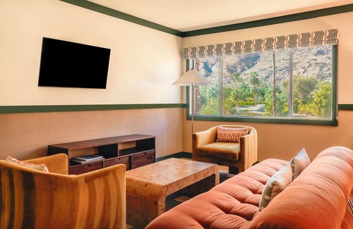 Palm Springs Hotel | Royal Sun Palm Springs