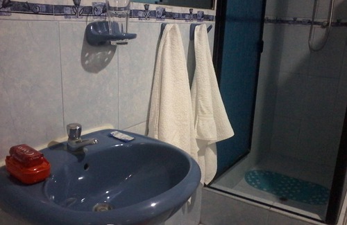 San Miguel Cama Y Desayuno | Royal Sweet Dreams Airport B&B