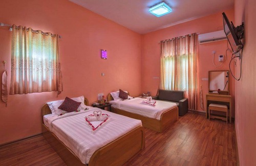 Mandalay Hotel | Royal Tulip Hotel