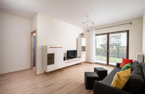 Wilanow Apartamento | Royal Wilanów Apartment with Garden