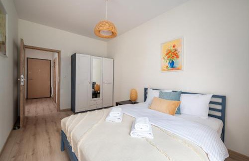 Wilanow Apartamento | Royal Wilanów Apartment with Garden