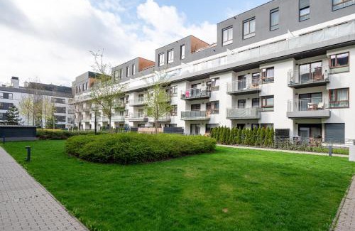Wilanow Apartamento | Royal Wilanów Apartment with Garden