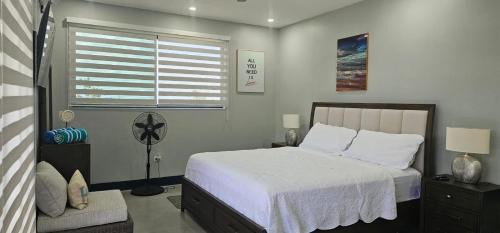 Runaway Bay Apartamento | Royale Escape