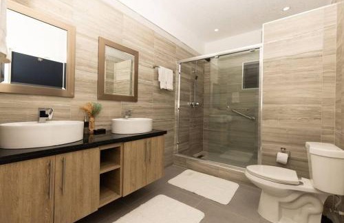 Runaway Bay Apartamento | Royale Escape