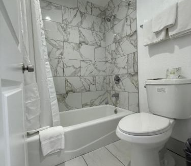 Rosemead Hotel | Royale Inn 老爺客棧 - San Gabriel, Los Angeles