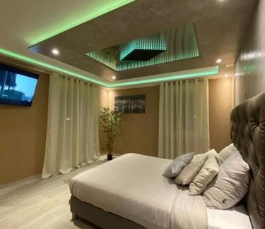 Hautepierre Apartamento | RoyalSpa appartement d'amour avec jacuzzi privatif