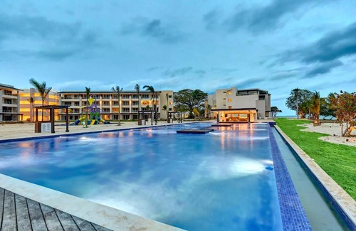 Orange Bay Complejo | Royalton Negril, An Autograph Collection All-Inclusive Resort