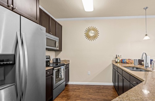 Deerwood Apartamento | Royalty Resort Style With Free Wine