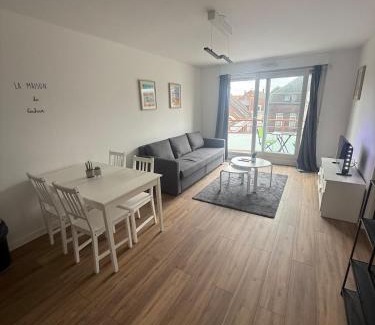 Armentieres Apartamento | Rozenhof - Appartement au coeur d'Armentieres