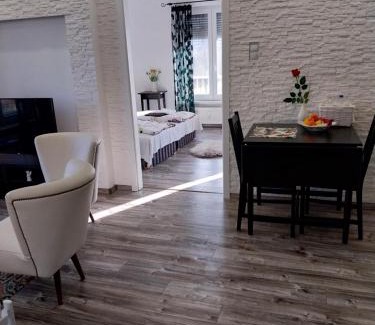 Dunaujvaros Apartamento | Rozinka apartman