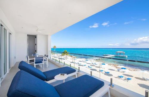 Rum Point Apartamento | RPR-4BR-FS-#207 #208 condo