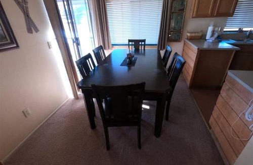 June Lake Casa | Rr-edgewater13