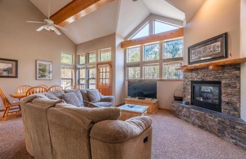 June Lake Casa | RR-Hideaway Down Cyn 105