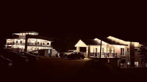Kodaikanal Cama Y Desayuno | RR Holiday Grand