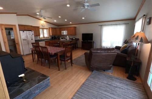 June Lake Apartamento | Rr-johnson Suite