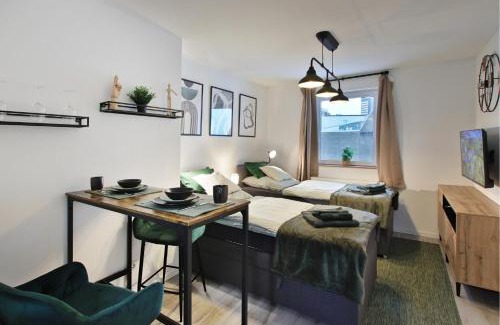 Stadtkern Apartamento | RtR Essen - Für bis zu 2 Personen - Voll ausgestattet - Balkon - Zentral Limbecker Platz - Messe - Uniklinikum - Smart TV - Modern