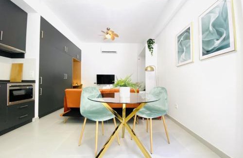 En Corts Apartamento | RUBEN VELA - LOFT CLOSE to RUSSAFA (SOHO)