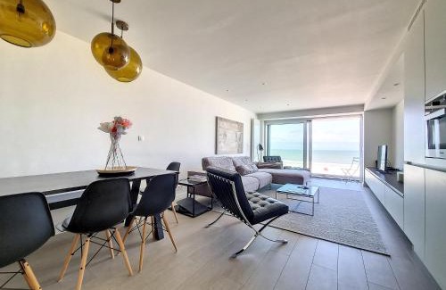 Knokke Apartamento | Rubensplein 7p, 4 adults & 3 kids - free parking