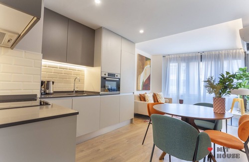 Ciudad Lineal Apartamento | Apartamento Rubik VI en Madrid