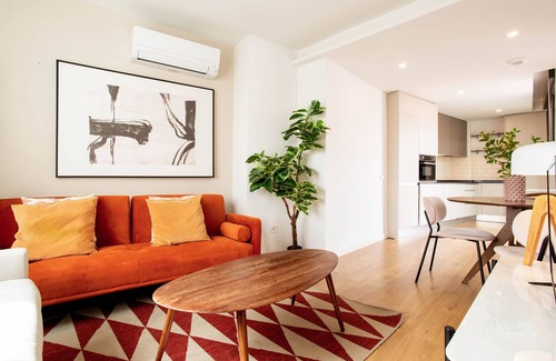 Ciudad Lineal Apartamento | Apartamento Rubik XII en Madrid