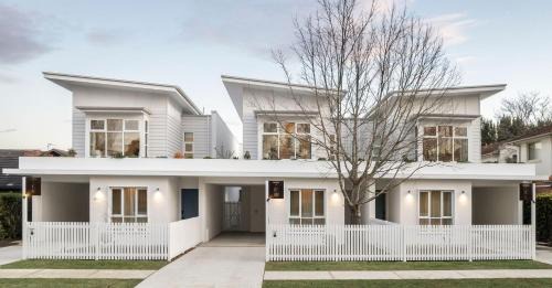 Berry Casa | Rubus Residences, Berry - by Linnaeus Collection