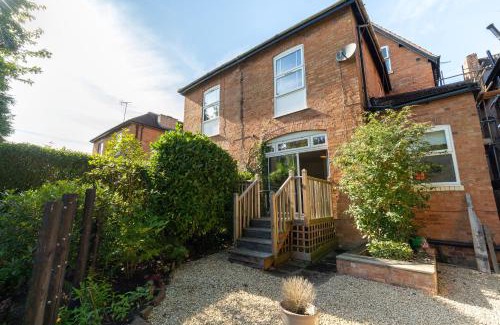 Moseley Apartamento | RUBY Delightful Suite Moseley Mews, Birmingham By StayStaycations