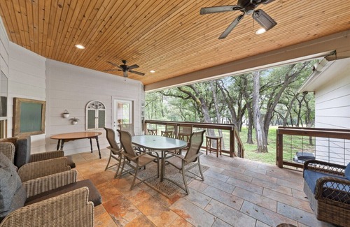 Lacy-Lakeview Casa | Ruby Dell Ranch - Just 10 mins from downtown Waco!