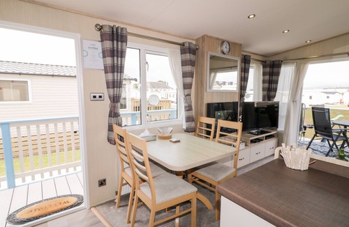 Kilkeel Cabaña | RUBY, family friendly, country holiday cottage in Kilkeel