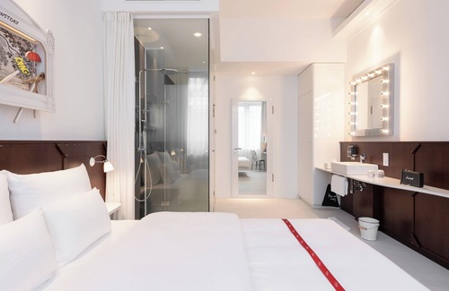 Friedrichstadt Hotel | Ruby Leni Hotel Dusseldorf