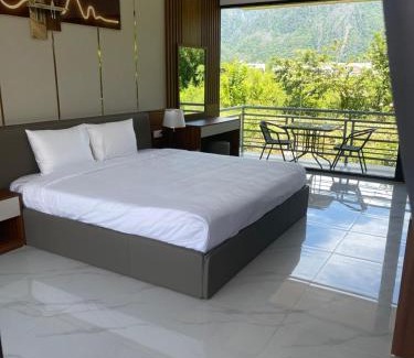Vang Vieng Hotel | Ruby Mountain View Resort Vang-vieng