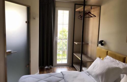 Vlore Hotel | Ruby Palace