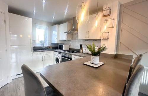 Hartlepool Casa | Ruby Place by Blue Skies Stays
