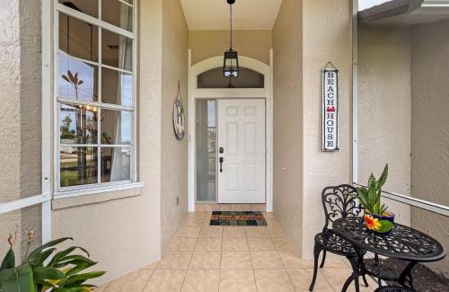 Trafalgar Casa | Ruby's Retreat, southwest facing, heated pool, private backyard
