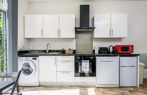 Moseley Apartamento | Ruby Suite Moseley Mews by StayStaycations