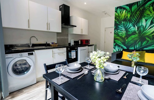 Moseley Apartamento | Ruby Suite Moseley Mews by StayStaycations