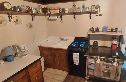 Sheridan Otro | Ruby Valley Historic Farmhouse on Mill Creek