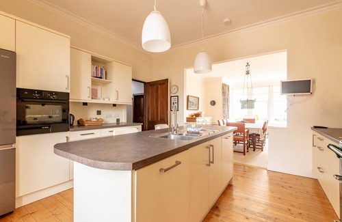 Earlsferry Cabaña | Ruddon Grange, Elie - a house that sleeps 8 guests in 4 bedrooms