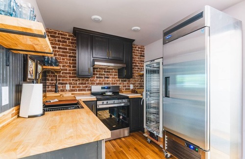 Guntersville Casa | Ruddy Duck at The Henry House