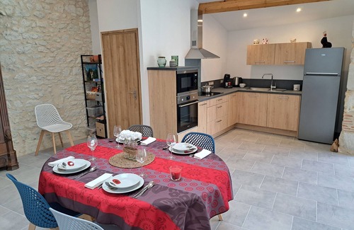 Puyguilhem Casa | Rudelle house jacuzzi and private pool