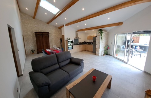 Puyguilhem Casa | Rudelle house jacuzzi and private pool