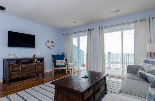 Kure Beach Casa | Rudicile by Bryant Real Estate