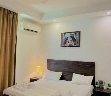Vrindavan Villa | Rudra inn Peaceful 3BHK Villa near All Mandirs Vrindavan