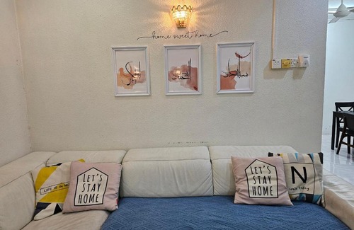 Kampung Telaga Nibong Casa | Ruhani Homestay 3 KB - 4 Bedroom Fully Airconditioned with WIFI & Netflix