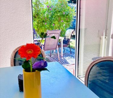 Michelsberg Apartamento | Ruhe & Erholung im Grünen! Mediterranes Landhaus-Apartment mit Jacuzzi für bis zu 4 Personen