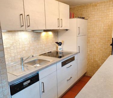 Rotthalmuenster Apartamento | Ruhig gelegene Ferienwohnung im Grünen mit Terrasse und kleinem Garten