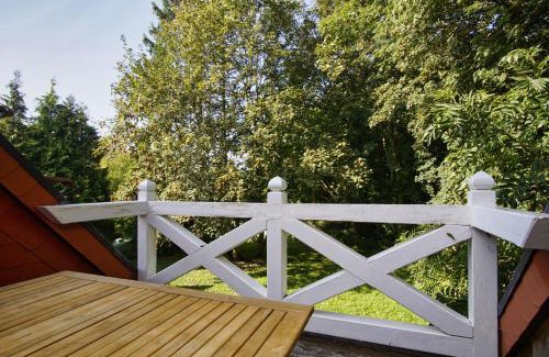 Bergen auf Ruegen Apartamento | Ruhig und idyllische Lage, strandnah, gratis Nutzung vom AHOI Erlebnisbad und Sauna in Sellin - Gutshaus Silvitz FeWo 03