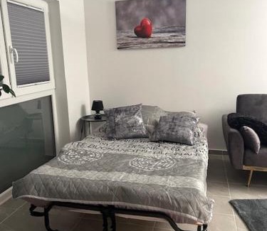 Teltow Apartamento | ruhig wohnen im kleinen Bungalow im Süden von Berlin