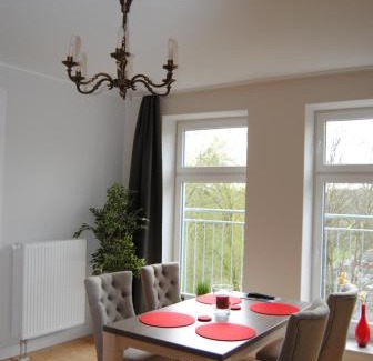Mitte Apartamento | Ruhige Ferienwohnung in der City Königswohnung