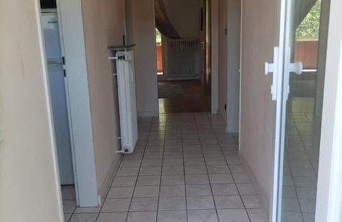 Leverkusen Apartamento | Ruhige schöne Wohnung mit kostenlosem Parkplatz