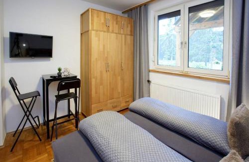 Himberg Casa | Ruhiges Doppelzimmer bei Wien mit eigenem Bad